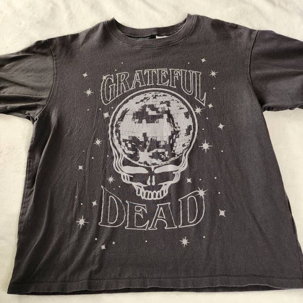 H&M Divided Grateful Dead Workd Skull Graphic Tshirt Size Small